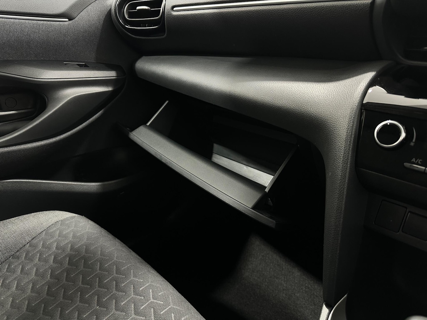 Used Toyota Yaris Cross 2022 for sale - 77625043: Photo 24