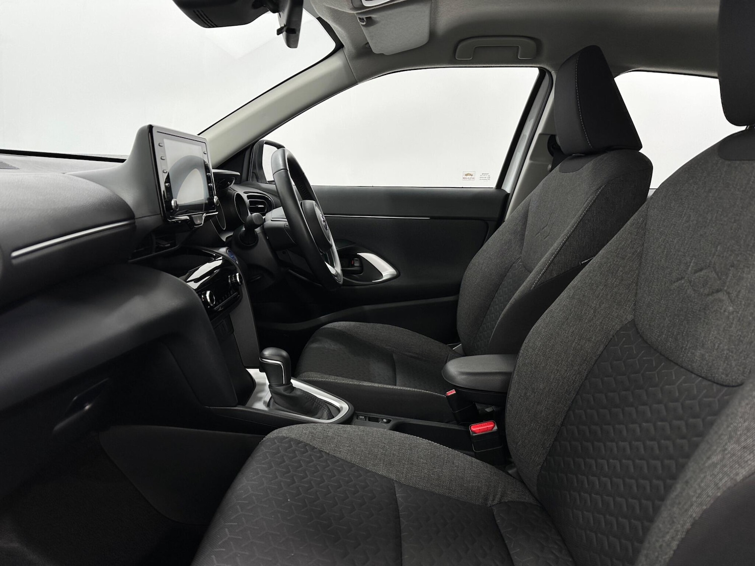 Used Toyota Yaris Cross 2022 for sale - 77625043: Photo 31