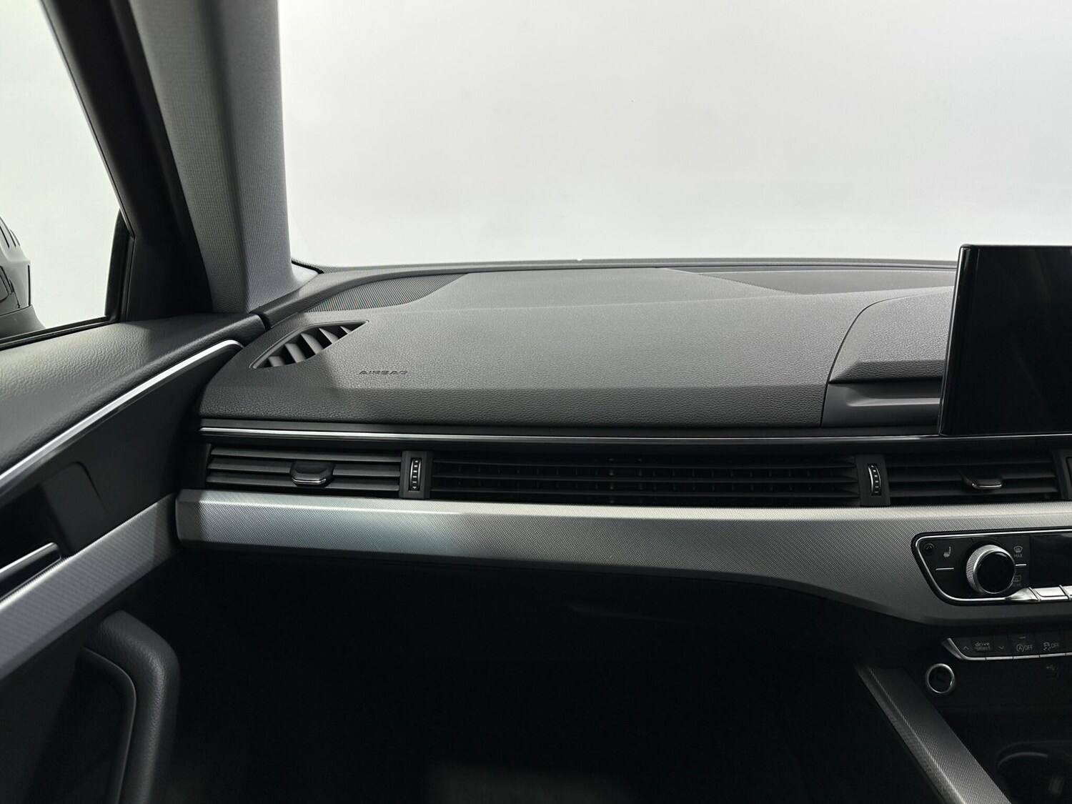 Used Audi A4 Avant for sale - 77993493: Photo 29