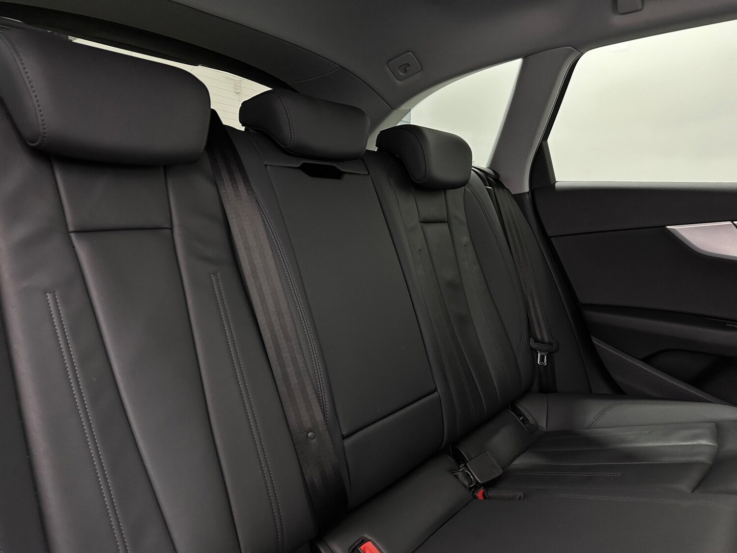 Used Audi A4 Avant for sale - 77993493: Photo 43