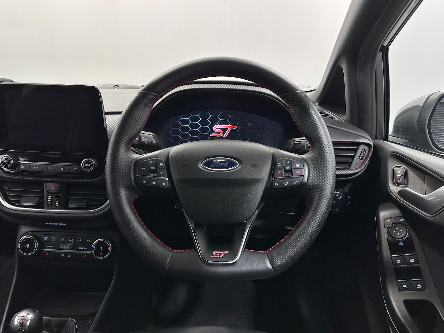 Used Ford Fiesta 2022 for sale - 76913015: Photo 12