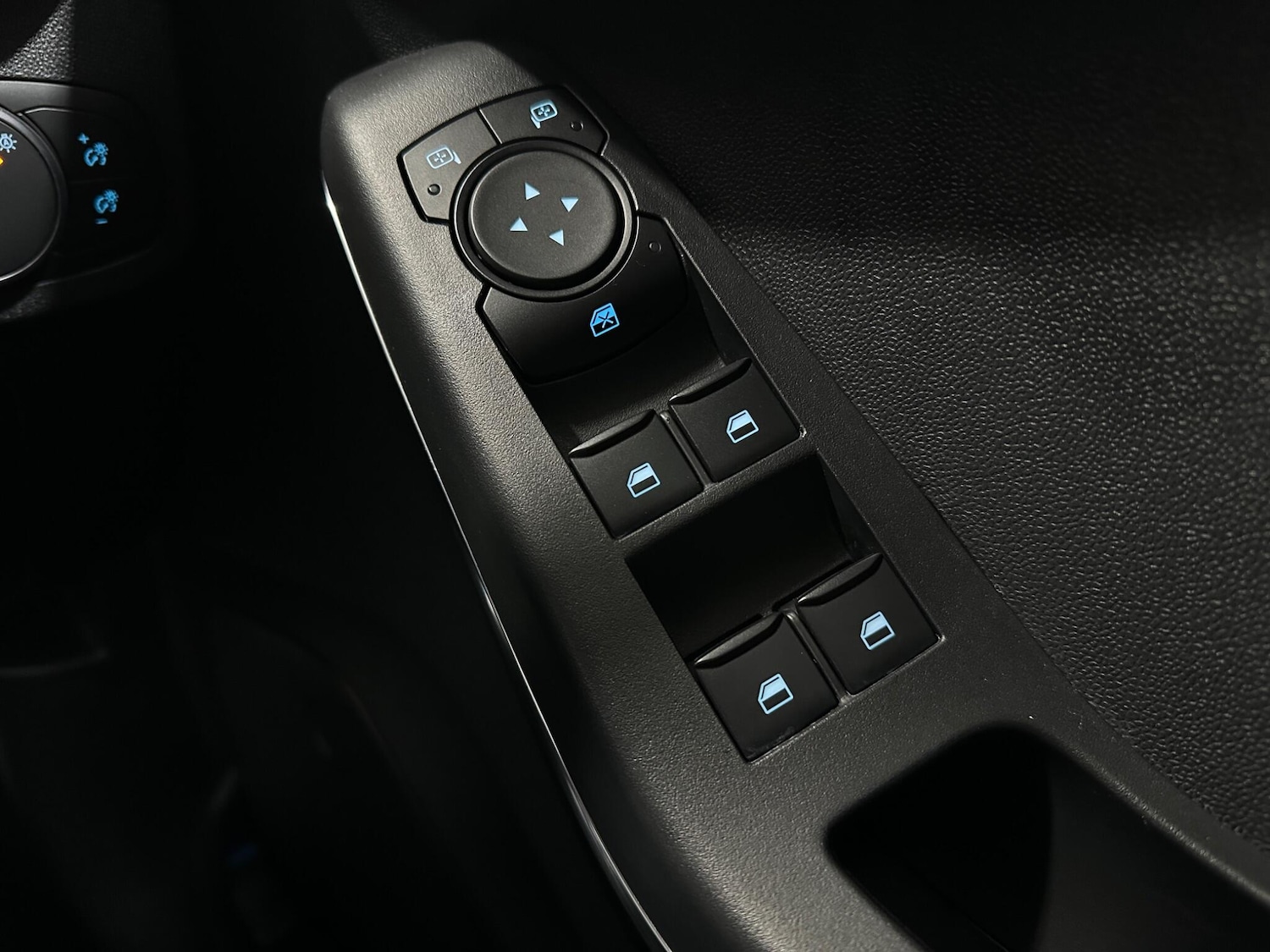 Used Ford Fiesta 2022 for sale - 76913015: Photo 18