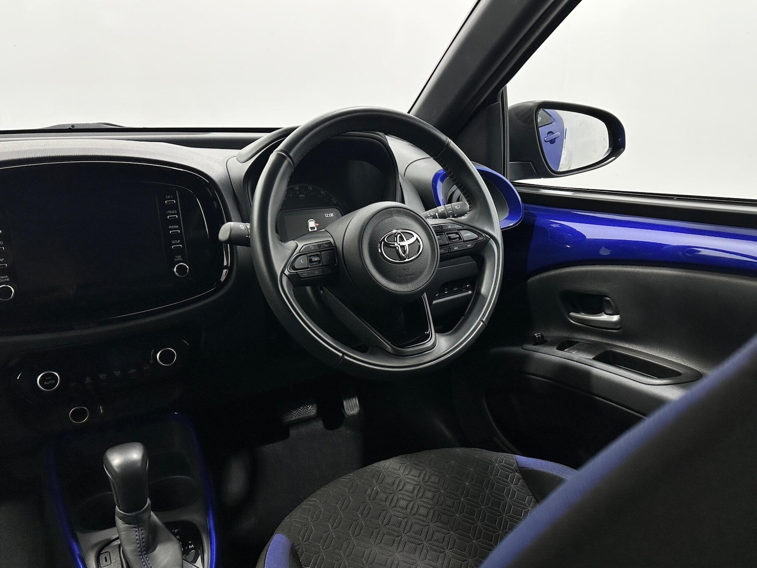 Used Toyota Aygo X 2023 for sale - 77637918: Photo 12