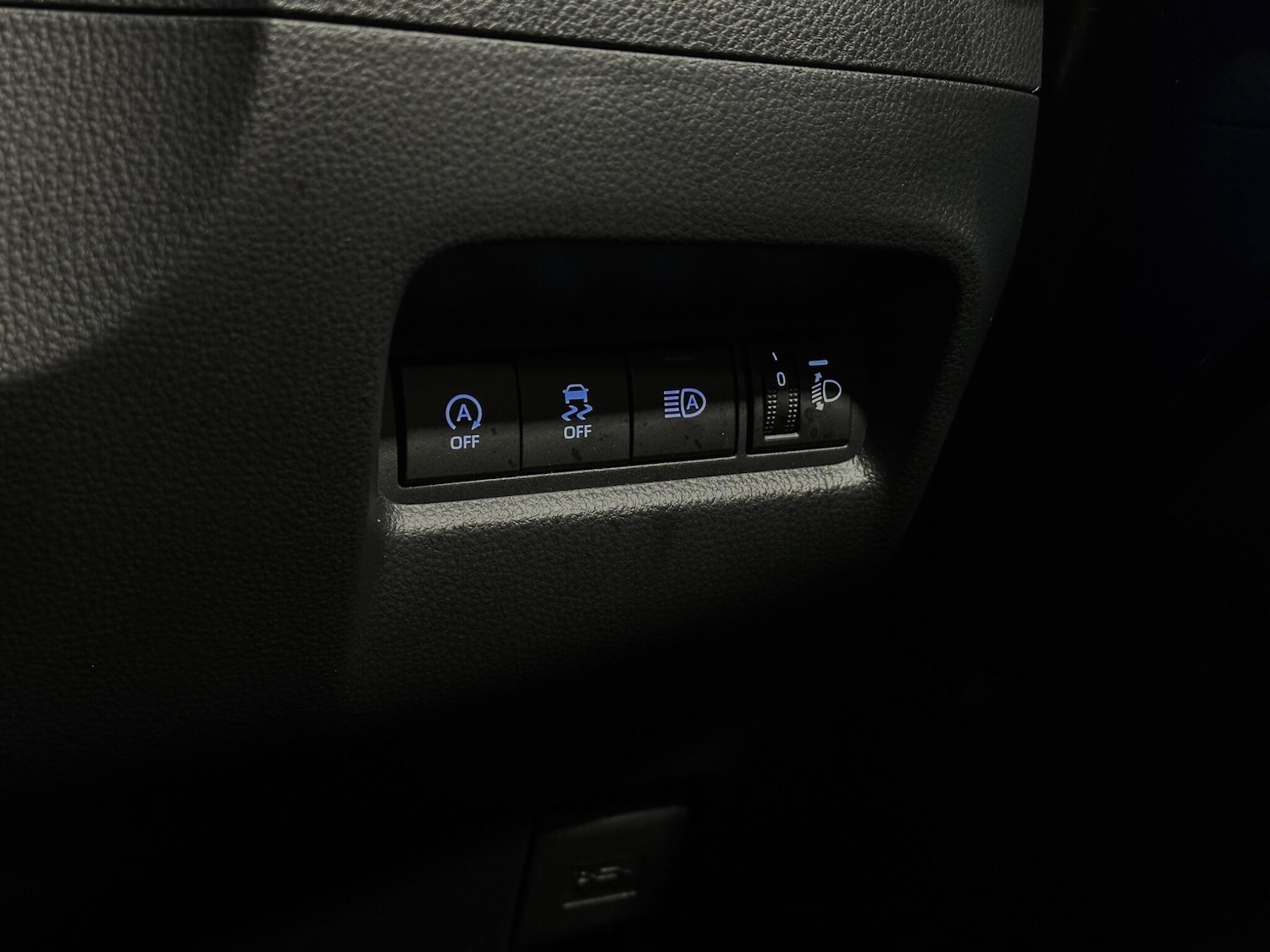 Used Toyota Aygo X 2023 for sale - 77637918: Photo 17