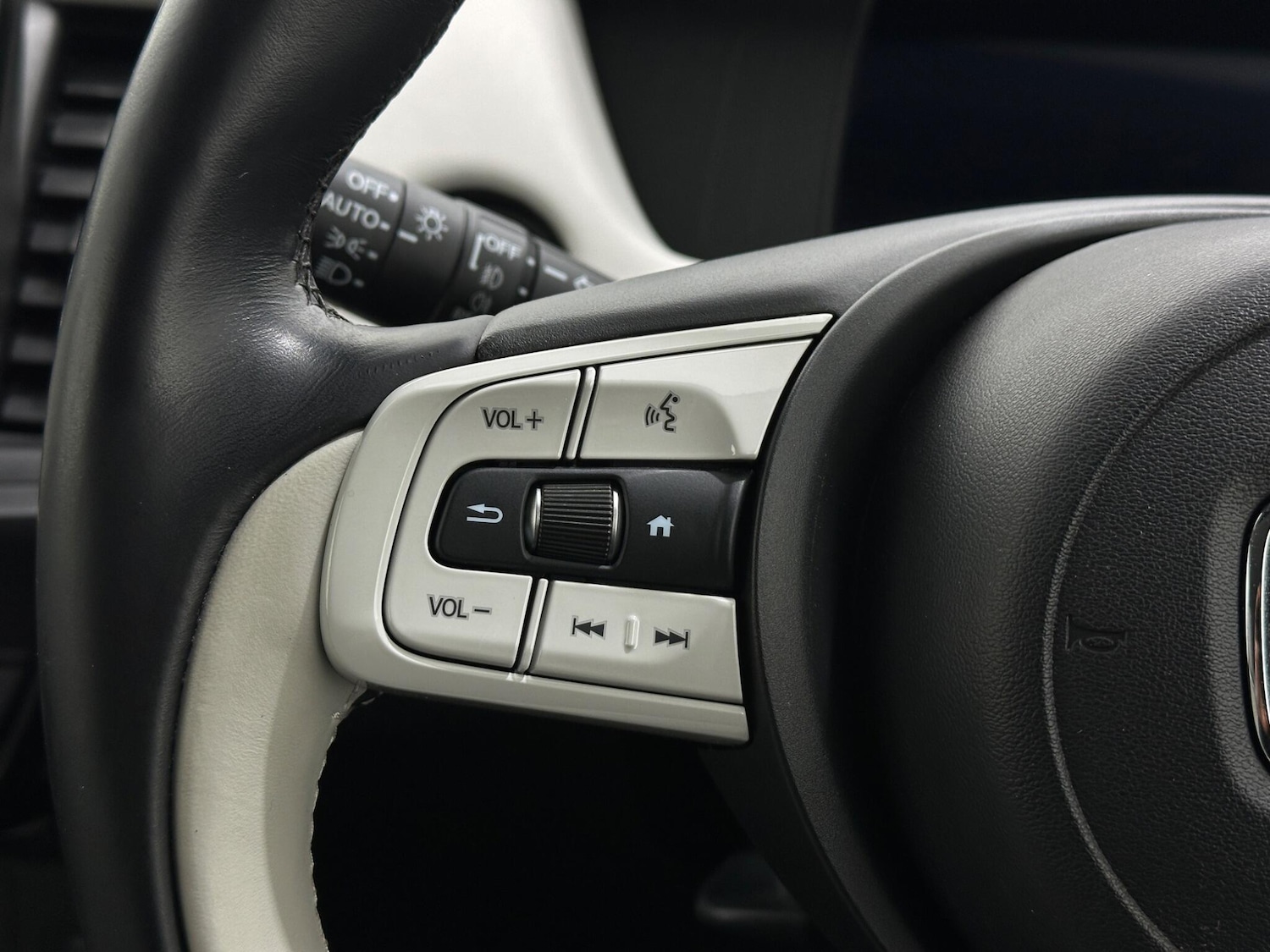 Used Honda Jazz 2022 for sale - 77994328: Photo 15