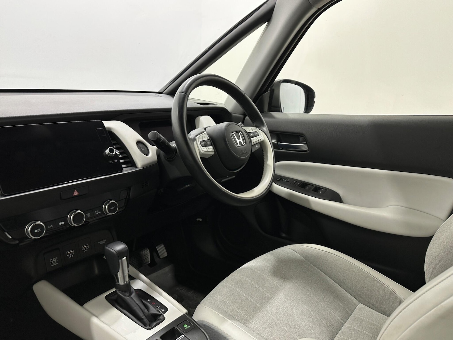 Used Honda Jazz 2022 for sale - 77994328: Photo 32