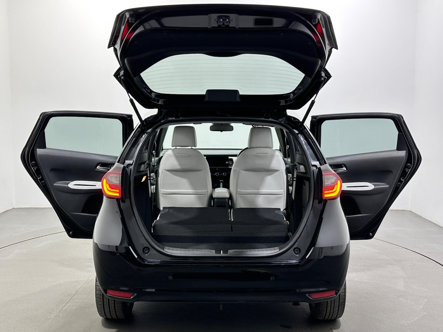 Used Honda Jazz 2022 for sale - 77994328: Photo 45