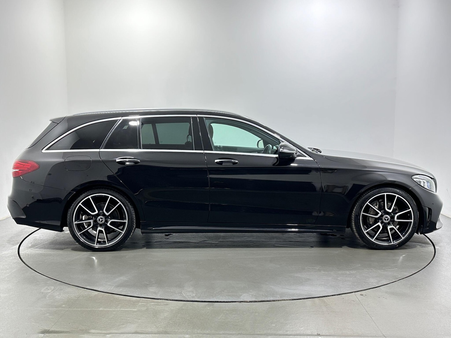 Used Mercedes-Benz C Class 2018 for sale - 77386499: Photo 9