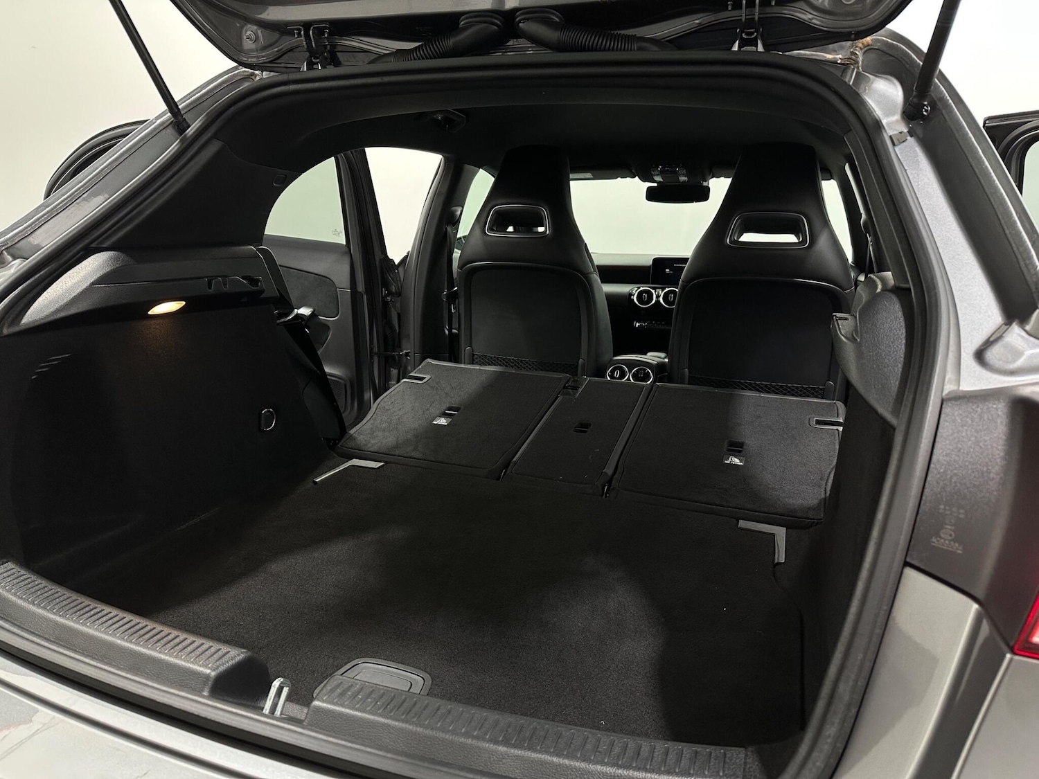 Used Mercedes-Benz A-Class 2020 for sale - 76878939: Photo 45