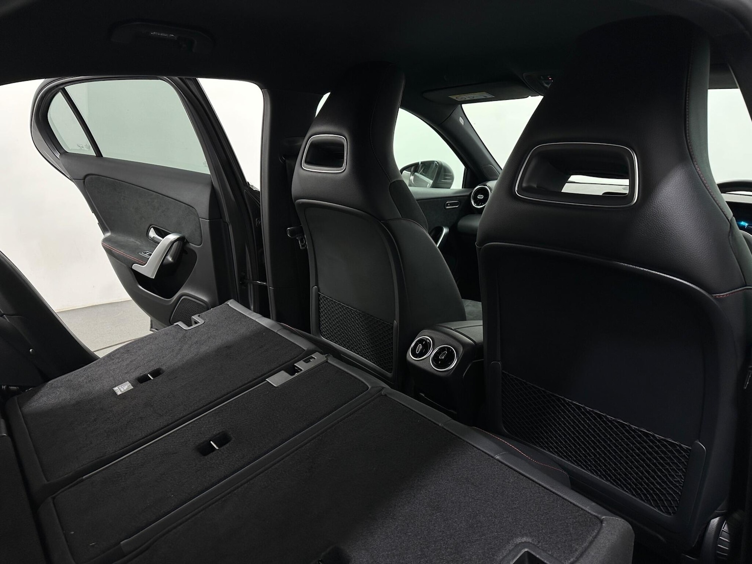 Used Mercedes-Benz A-Class 2020 for sale - 76878939: Photo 46