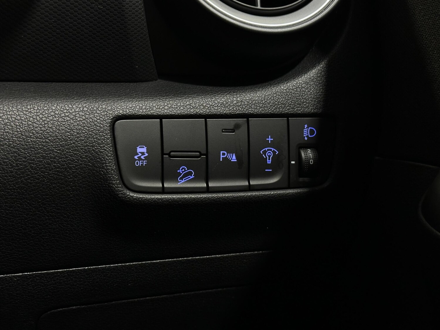 Used Hyundai KONA 2021 for sale - 77478818: Photo 17