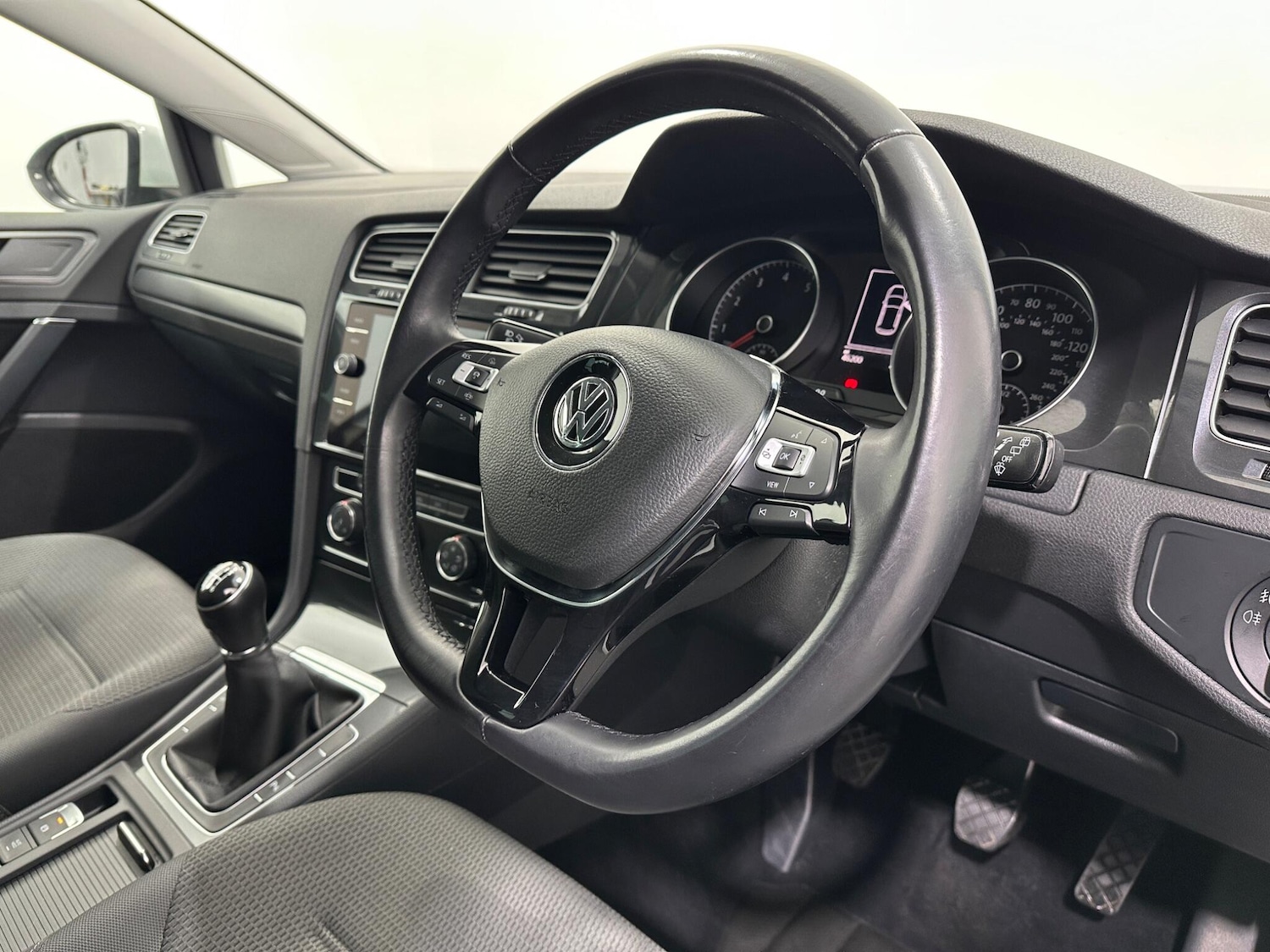 Used Volkswagen Golf 2019 for sale - 76878481: Photo 10