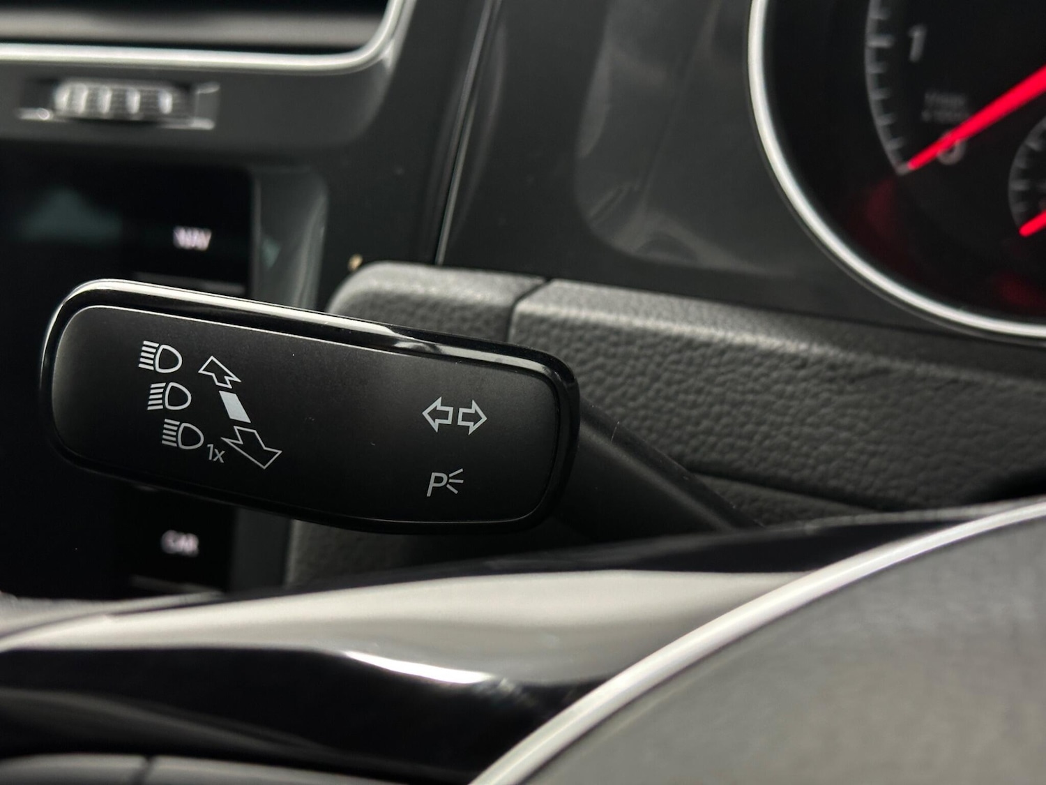 Used Volkswagen Golf 2019 for sale - 76878481: Photo 12