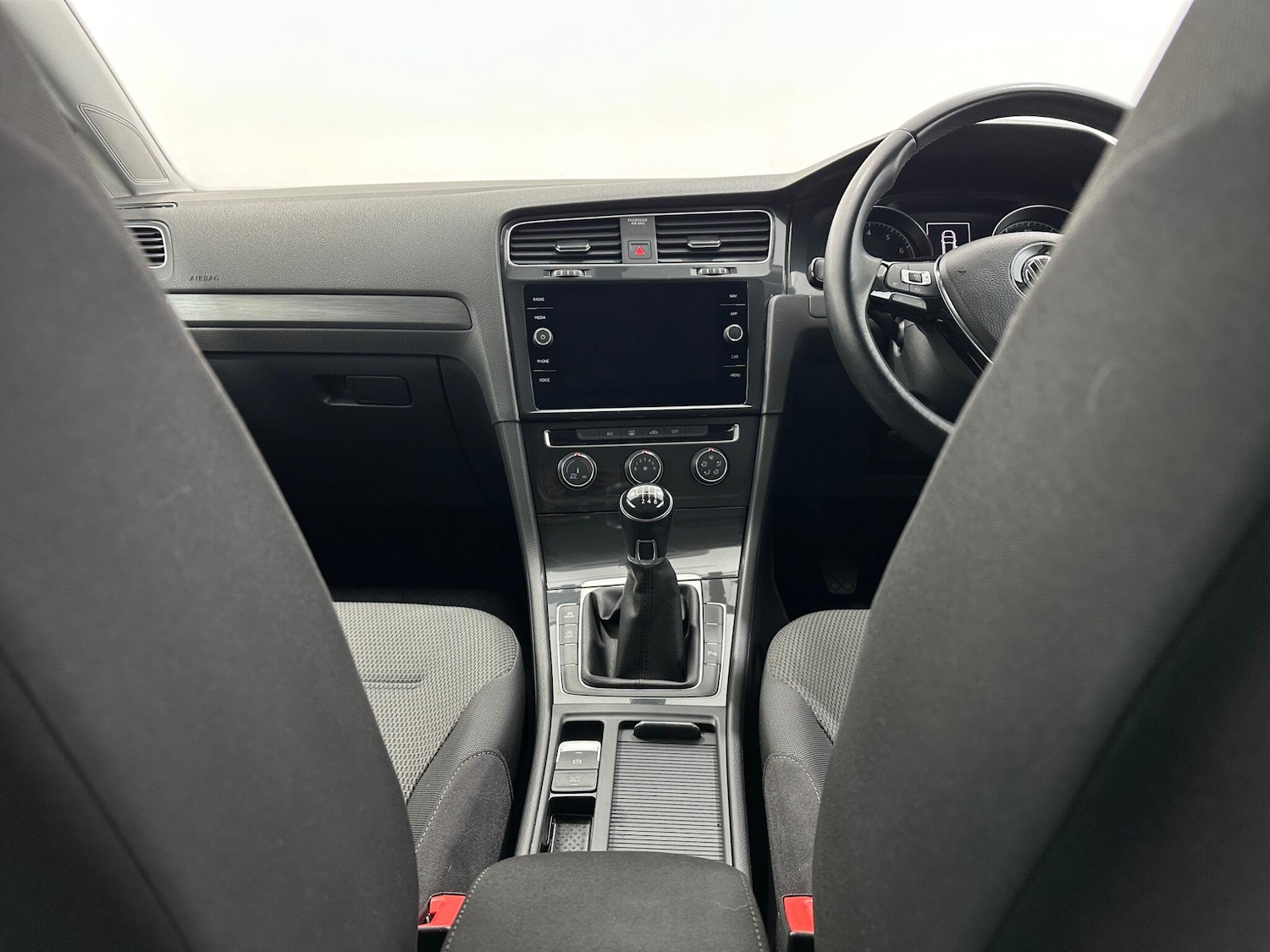 Used Volkswagen Golf 2019 for sale - 76878481: Photo 19