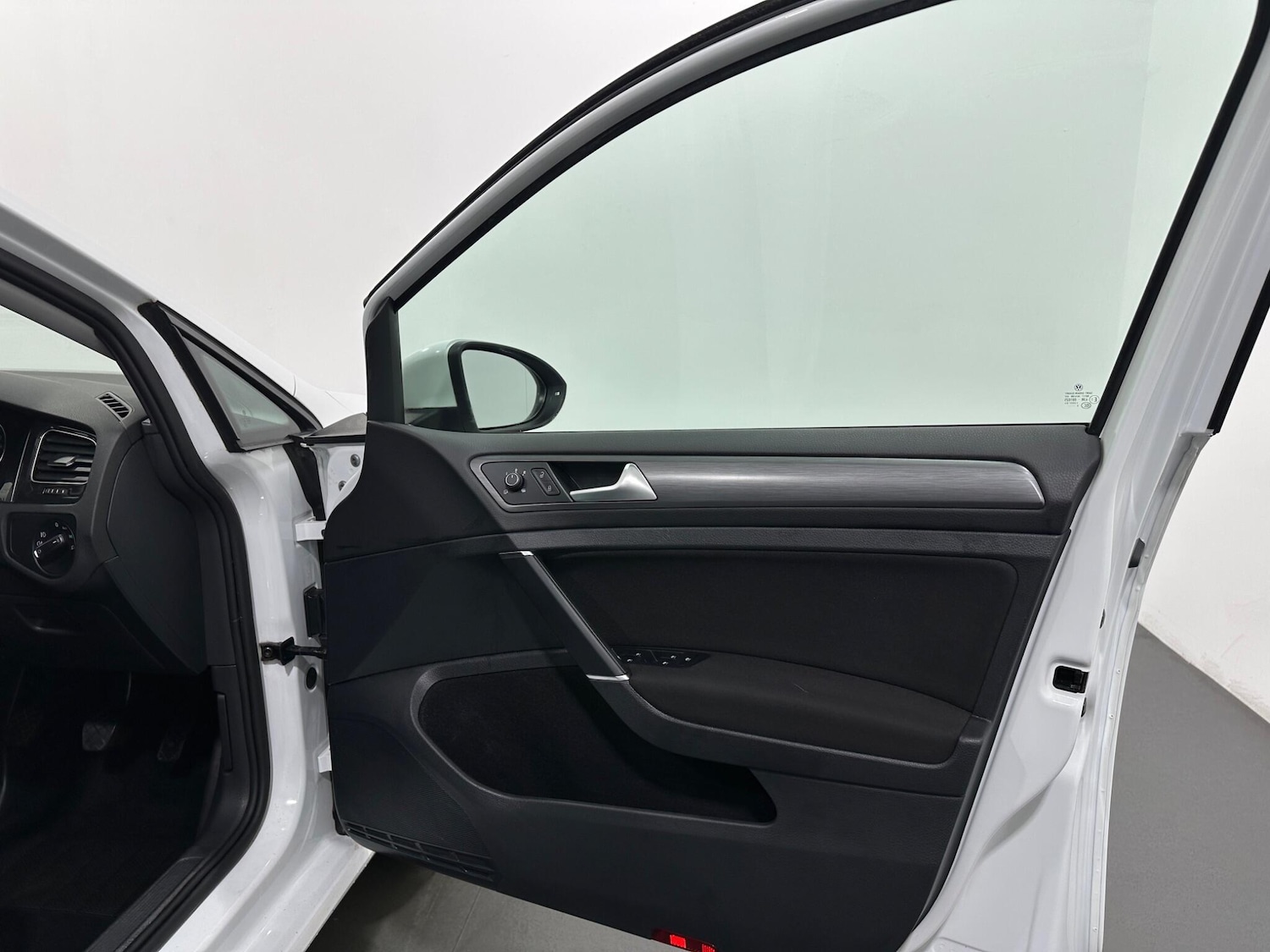 Used Volkswagen Golf 2019 for sale - 76878481: Photo 33