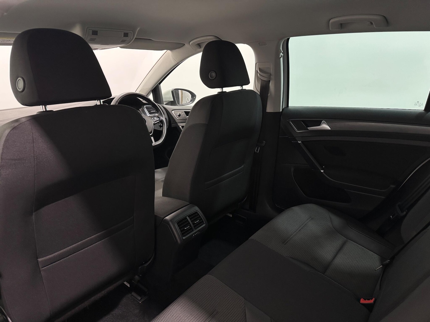 Used Volkswagen Golf 2019 for sale - 76878481: Photo 38