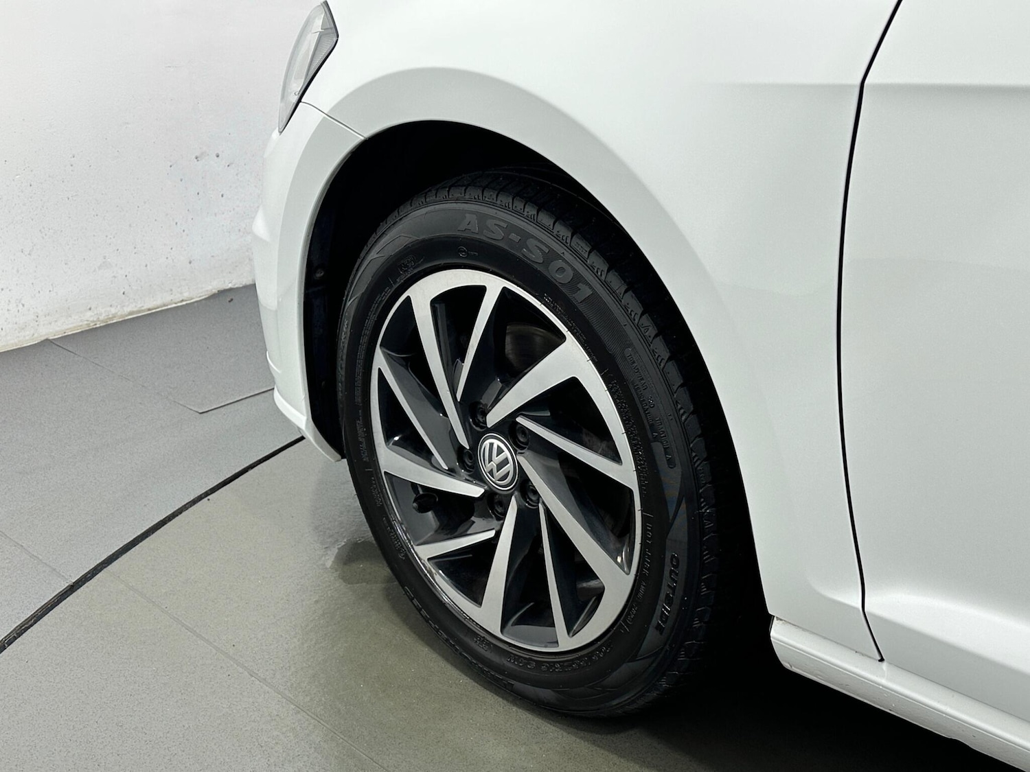 Used Volkswagen Golf 2019 for sale - 76878481: Photo 51