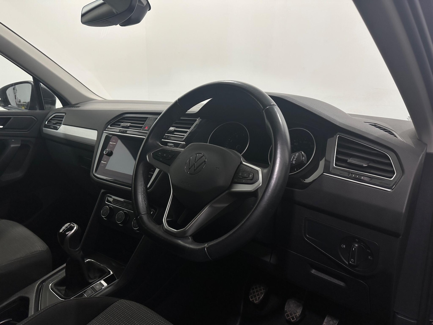 Used Volkswagen Tiguan 2021 for sale - 76878529: Photo 10