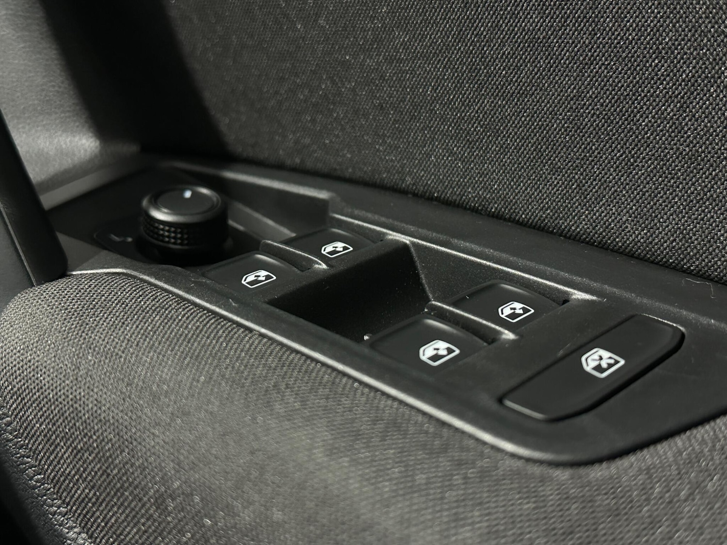 Used Volkswagen Tiguan 2021 for sale - 76878529: Photo 18