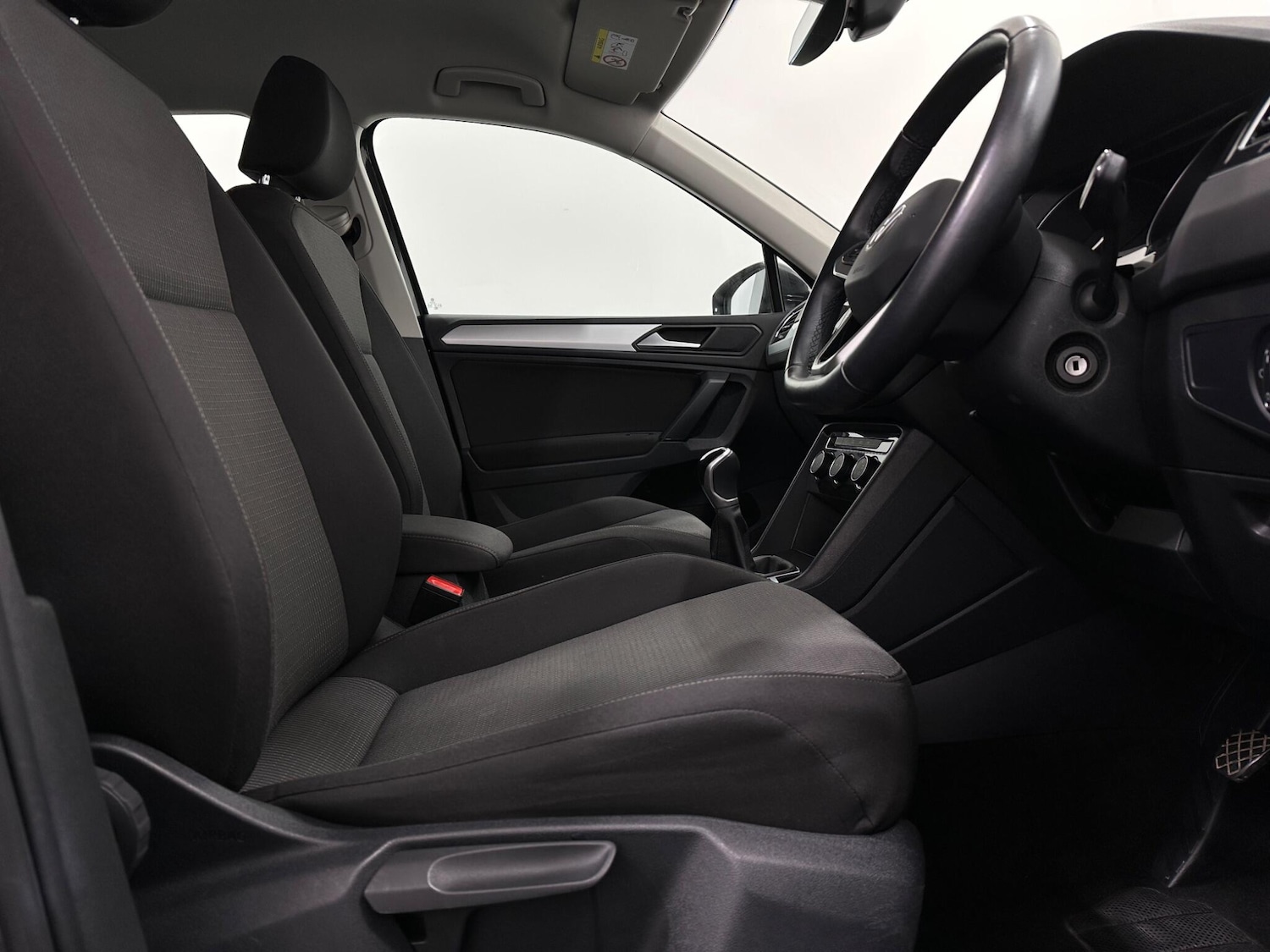 Used Volkswagen Tiguan 2021 for sale - 76878529: Photo 29