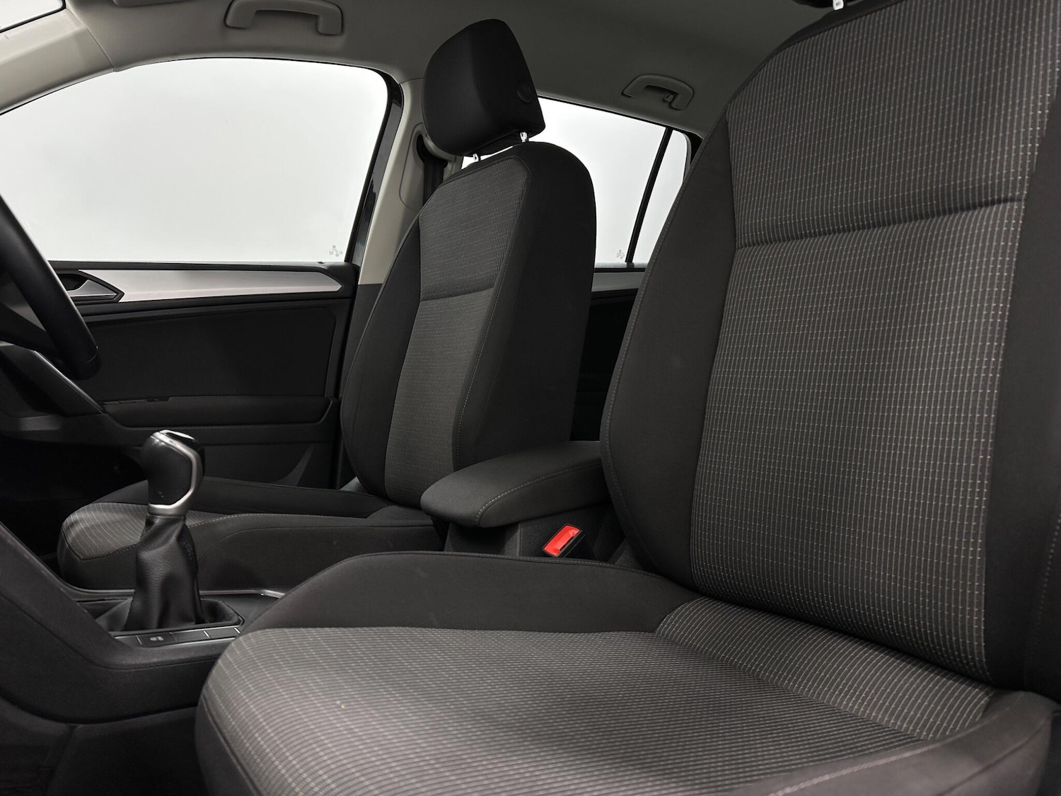 Used Volkswagen Tiguan 2021 for sale - 76878529: Photo 33