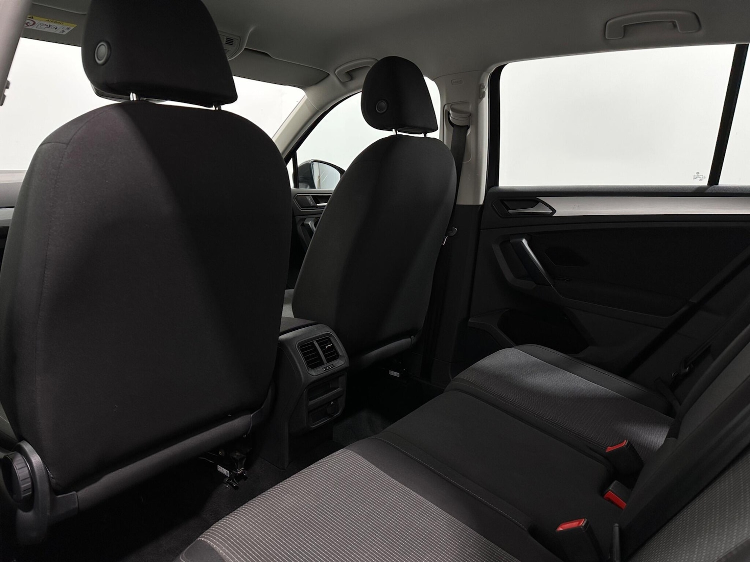 Used Volkswagen Tiguan 2021 for sale - 76878529: Photo 35