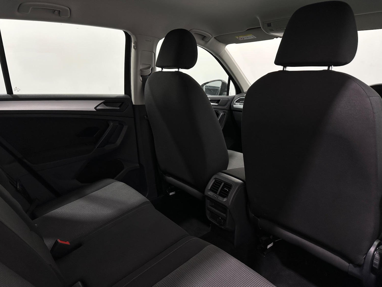 Used Volkswagen Tiguan 2021 for sale - 76878529: Photo 38