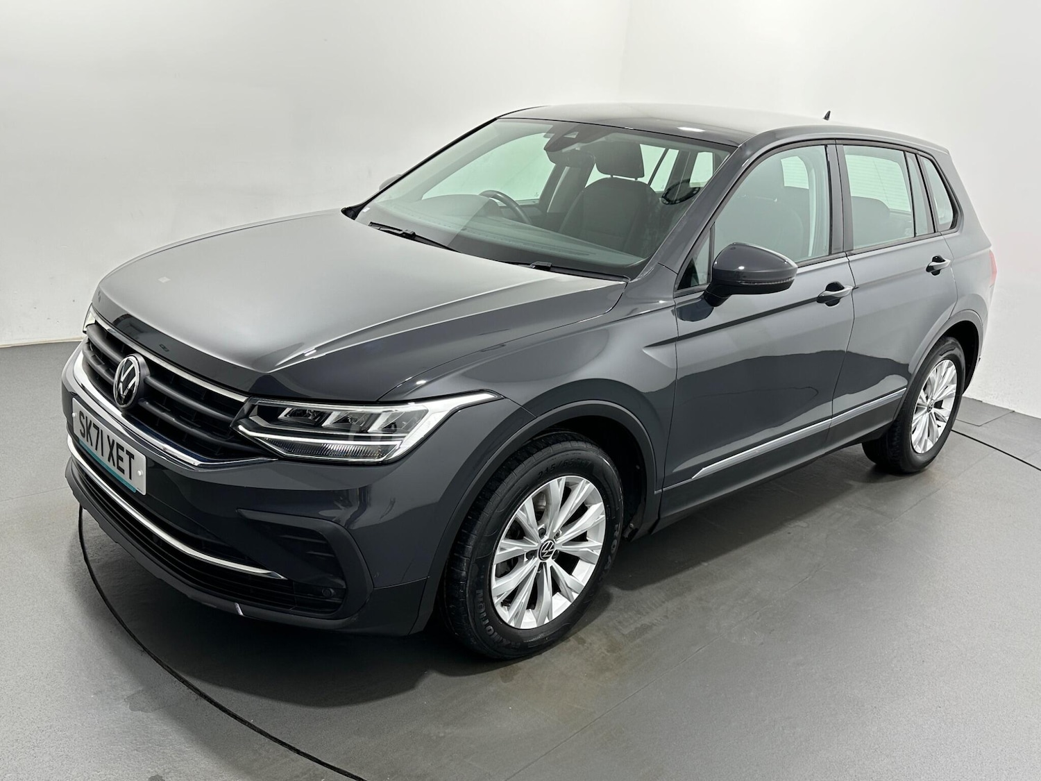Used Volkswagen Tiguan 2021 for sale - 76878529: Photo 50