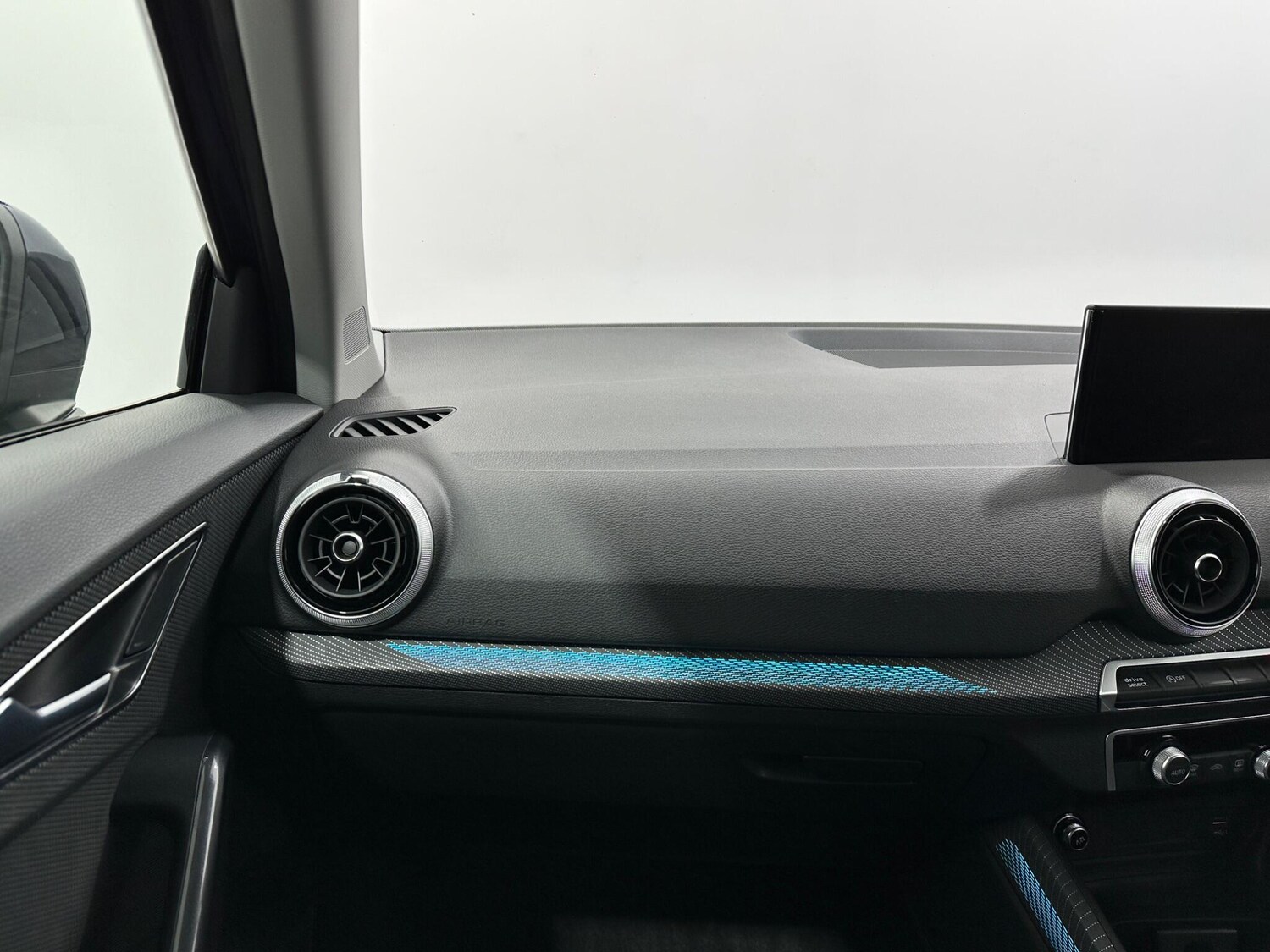 Used Audi Q2 2022 for sale - 77840015: Photo 29