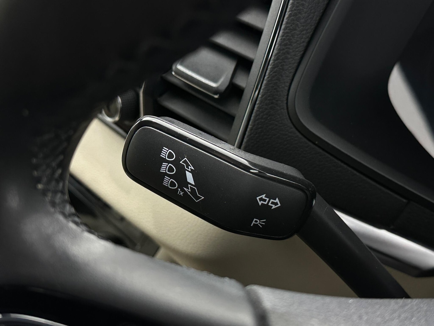 Used Skoda Karoq 2019 for sale - 76878841: Photo 13