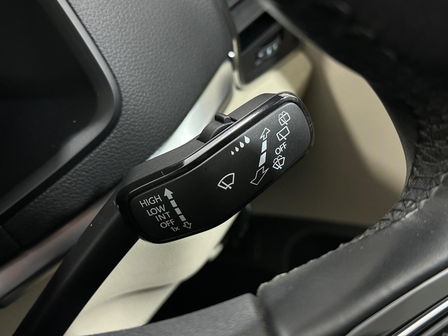 Used Skoda Karoq 2019 for sale - 76878841: Photo 16