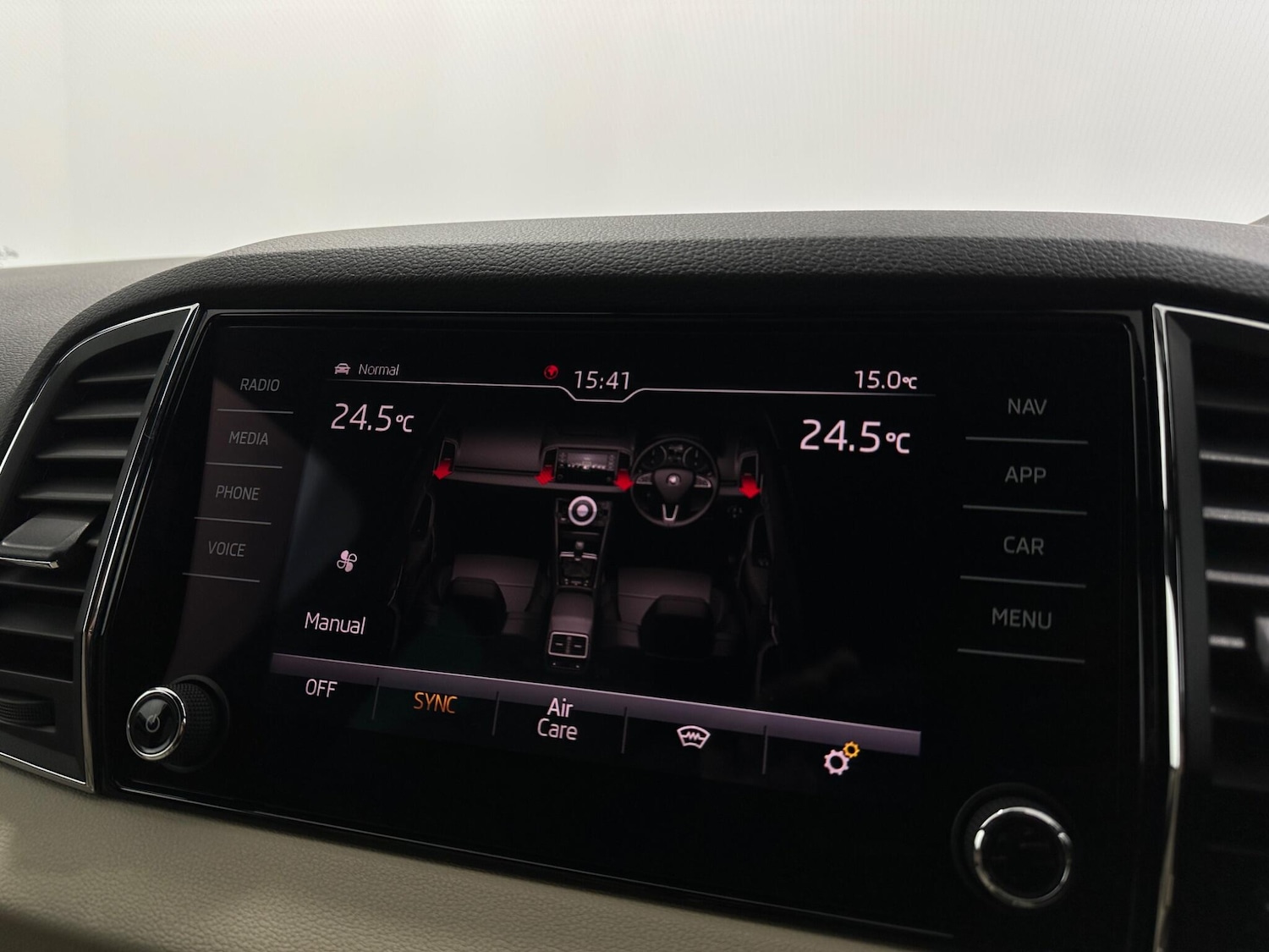 Used Skoda Karoq 2019 for sale - 76878841: Photo 22