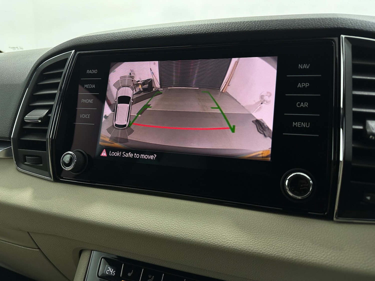 Used Skoda Karoq 2019 for sale - 76878841: Photo 26