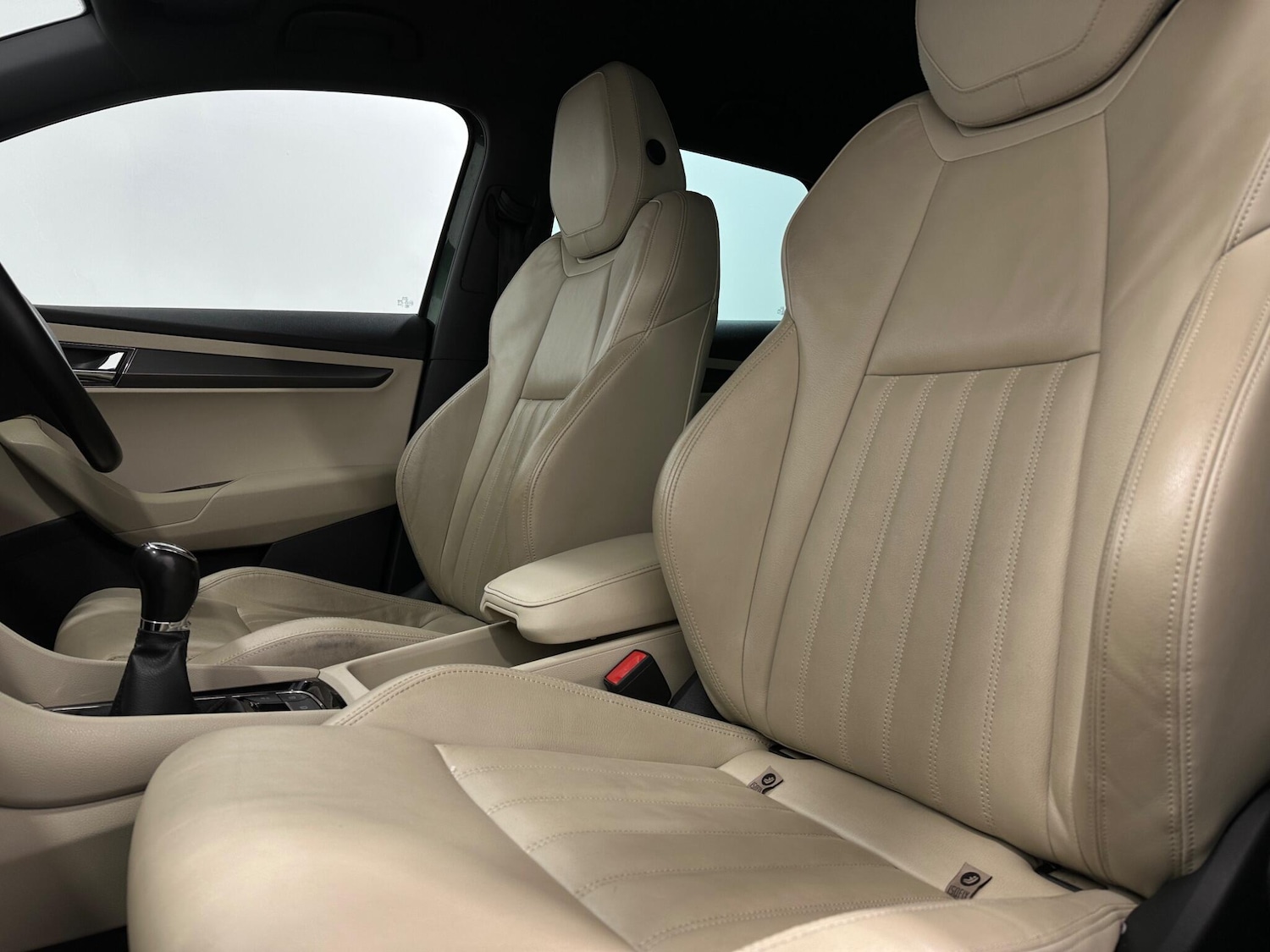 Used Skoda Karoq 2019 for sale - 76878841: Photo 35