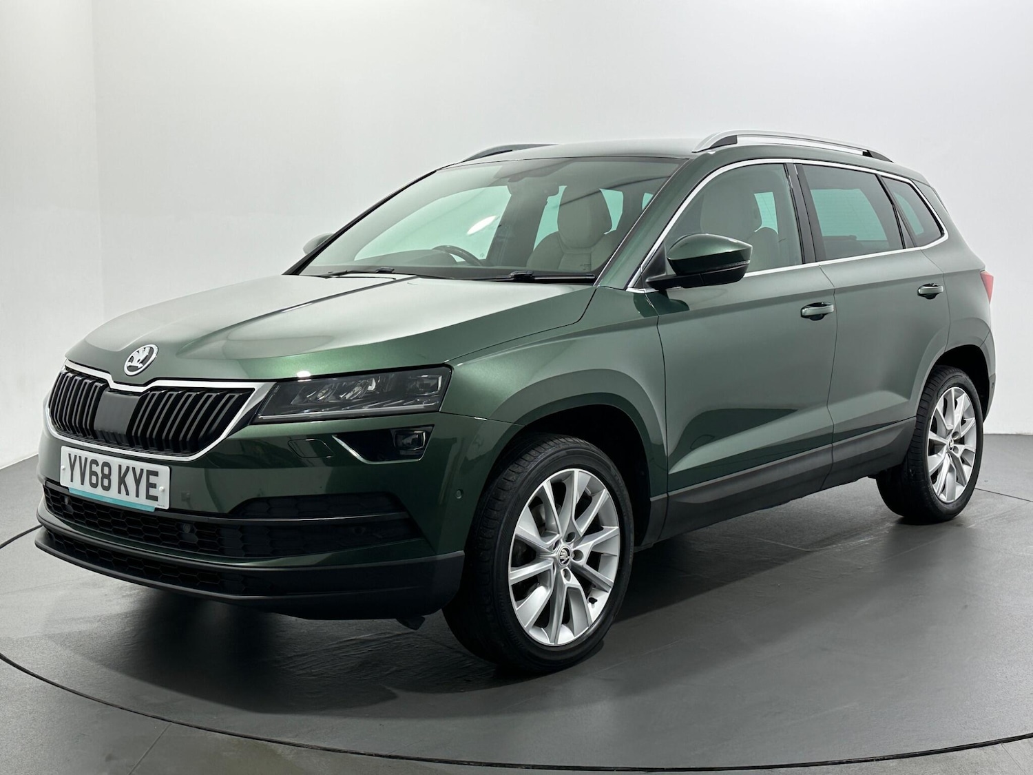 Used Skoda Karoq 2019 for sale - 76878841: Photo 4