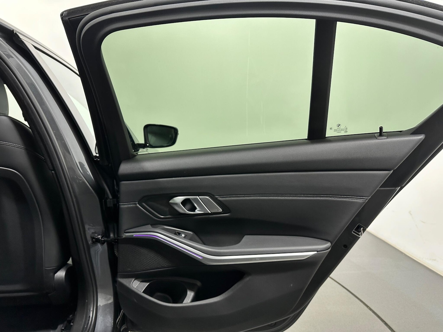 Used BMW 3 Series for sale - 77809129: Photo 43