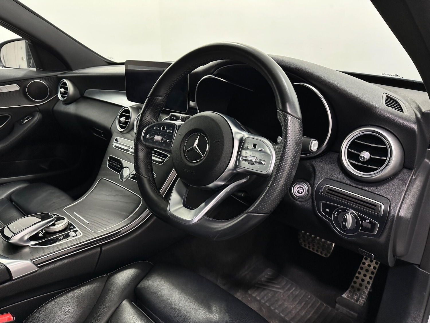 Used Mercedes-Benz C Class 2020 for sale - 77646364: Photo 10