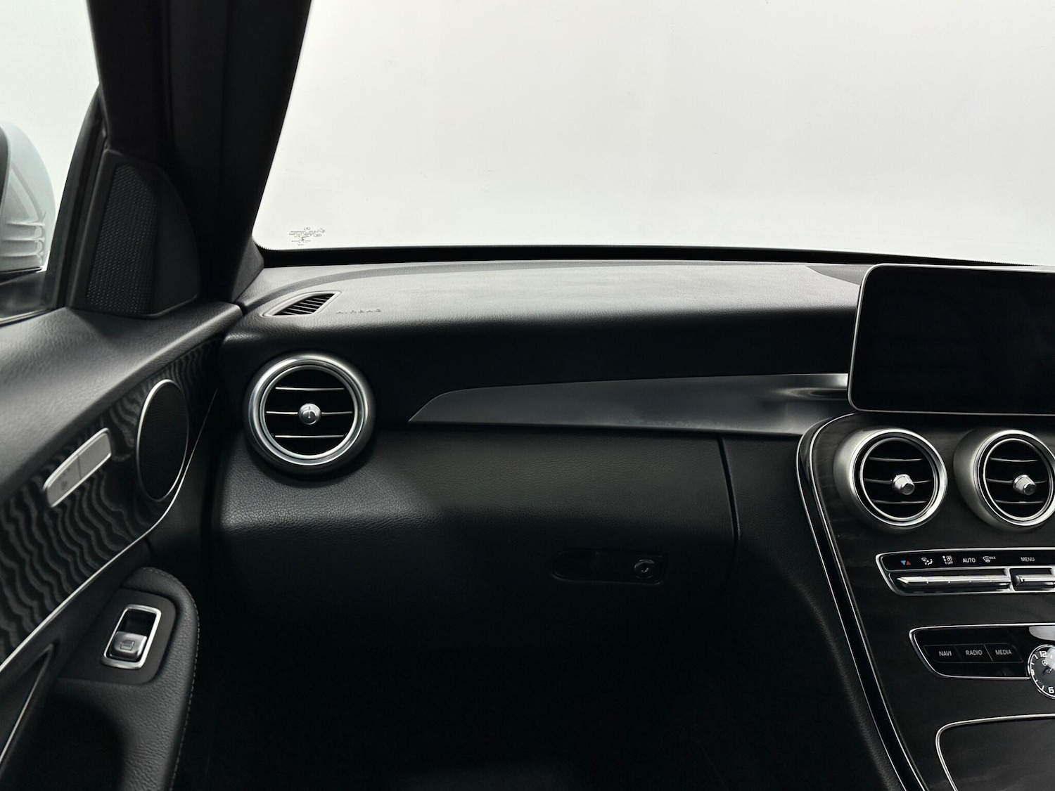 Used Mercedes-Benz C Class 2020 for sale - 77646364: Photo 30