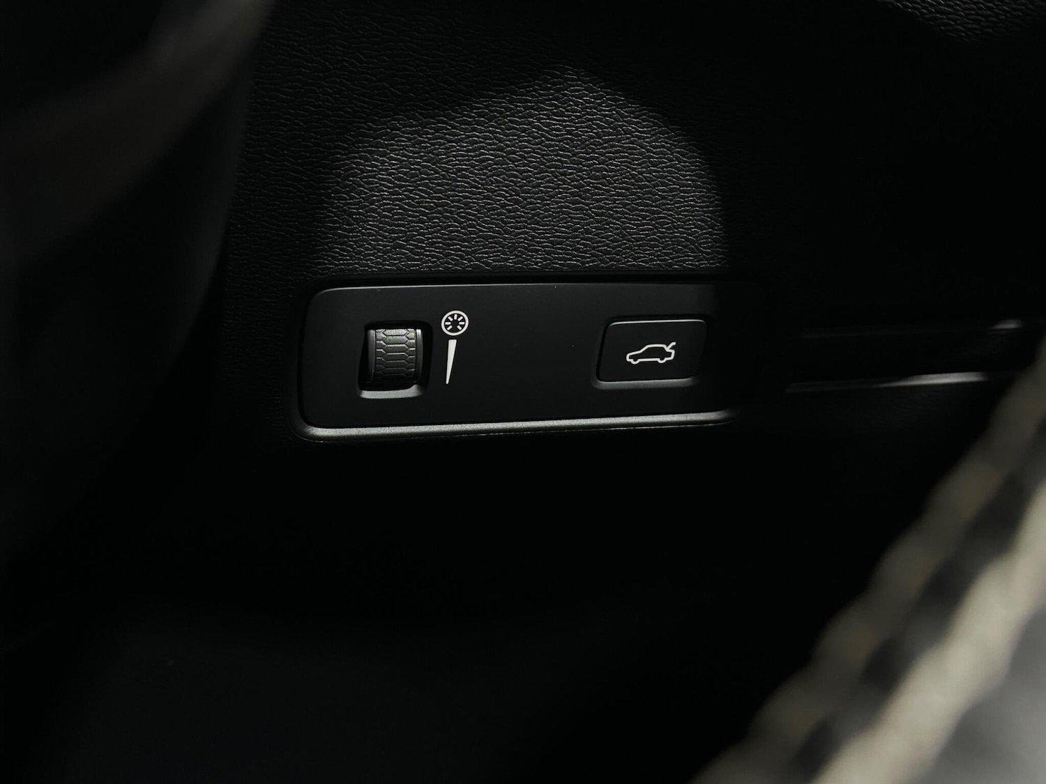 Used Volvo XC40 2020 for sale - 78204004: Photo 17