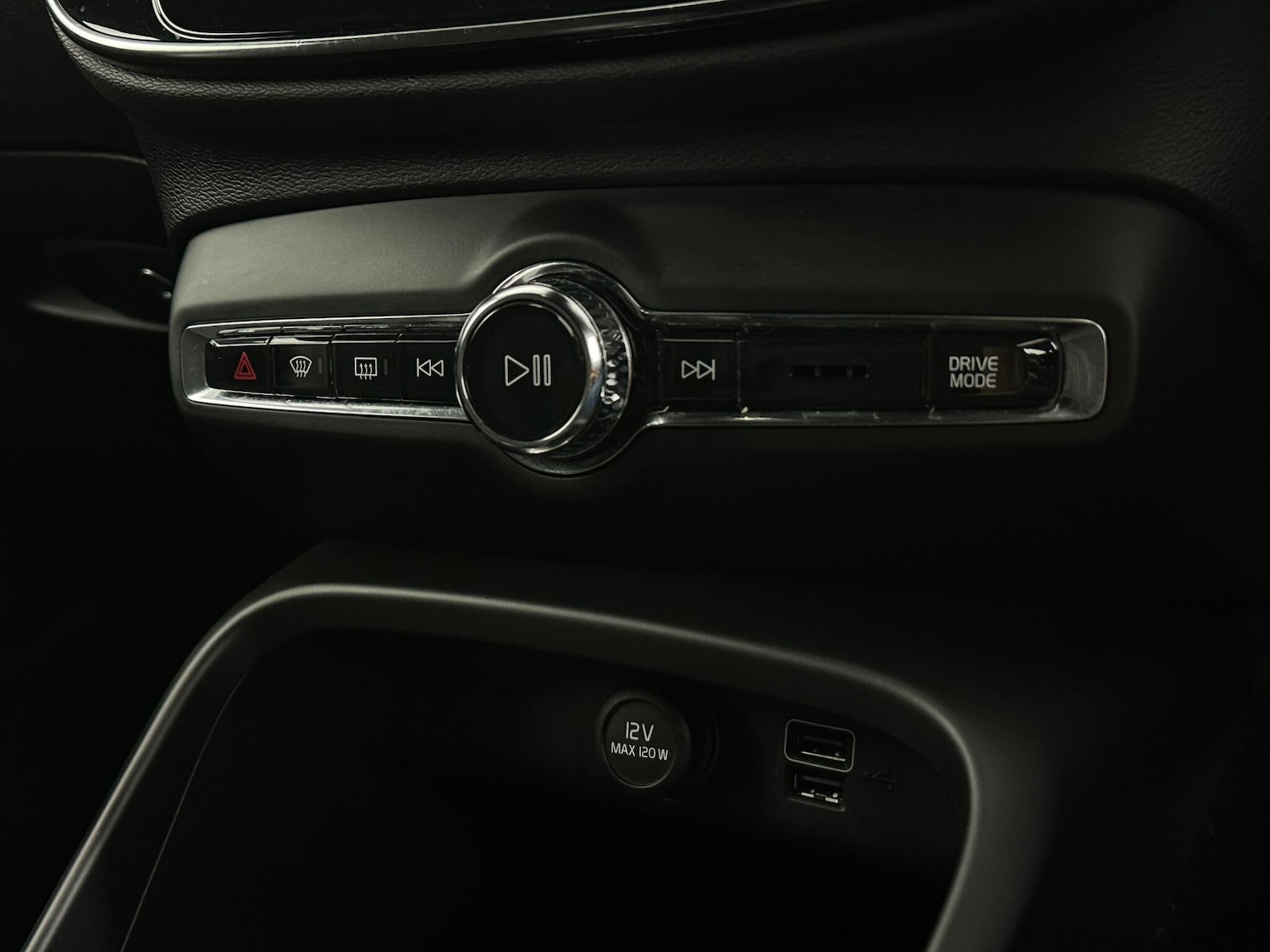 Used Volvo XC40 2020 for sale - 78204004: Photo 23