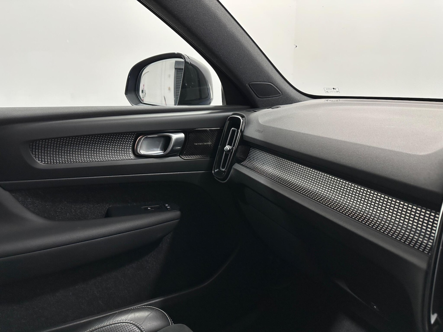 Used Volvo XC40 2020 for sale - 78204004: Photo 28