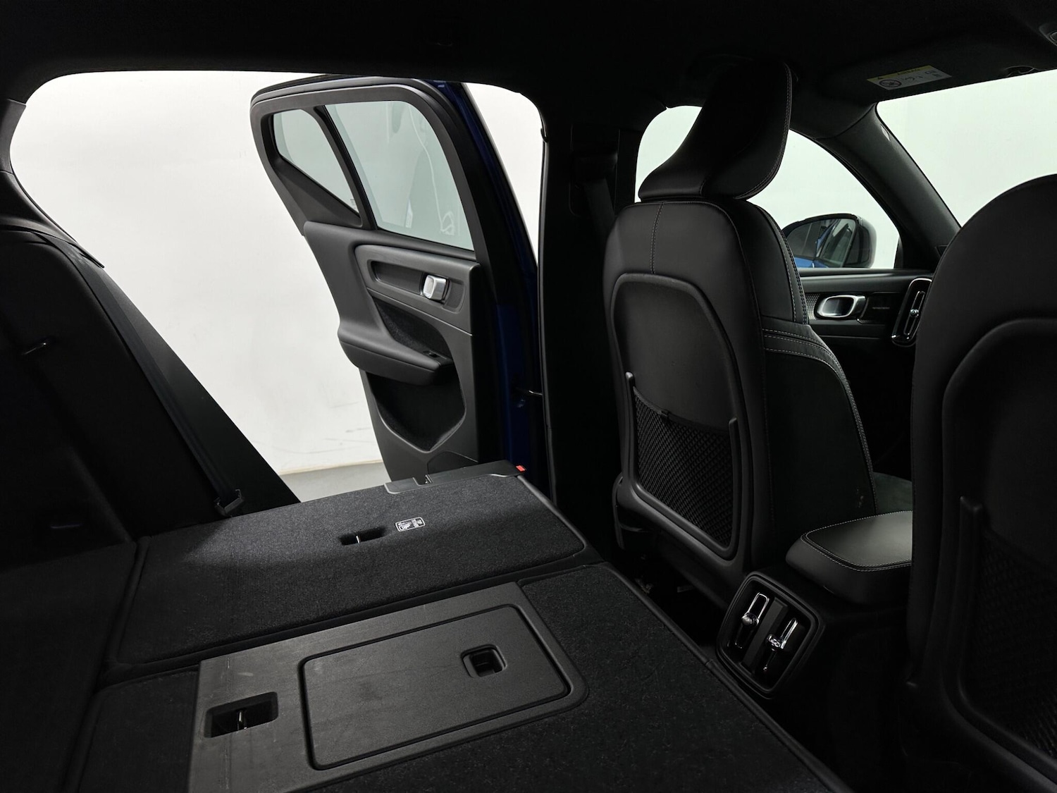 Used Volvo XC40 2020 for sale - 78204004: Photo 46