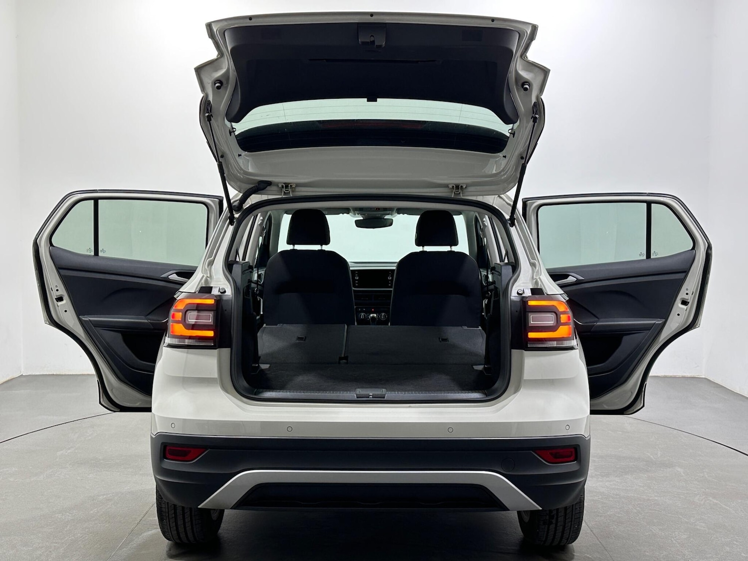 Used Volkswagen T-Cross 2021 for sale - 78101143: Photo 44