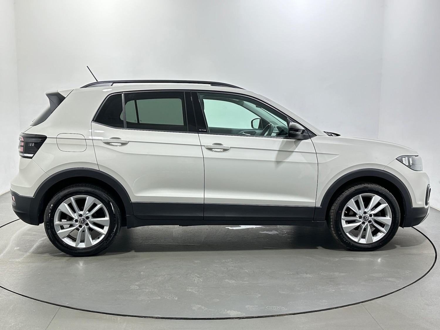 Used Volkswagen T-Cross 2021 for sale - 78101143: Photo 9