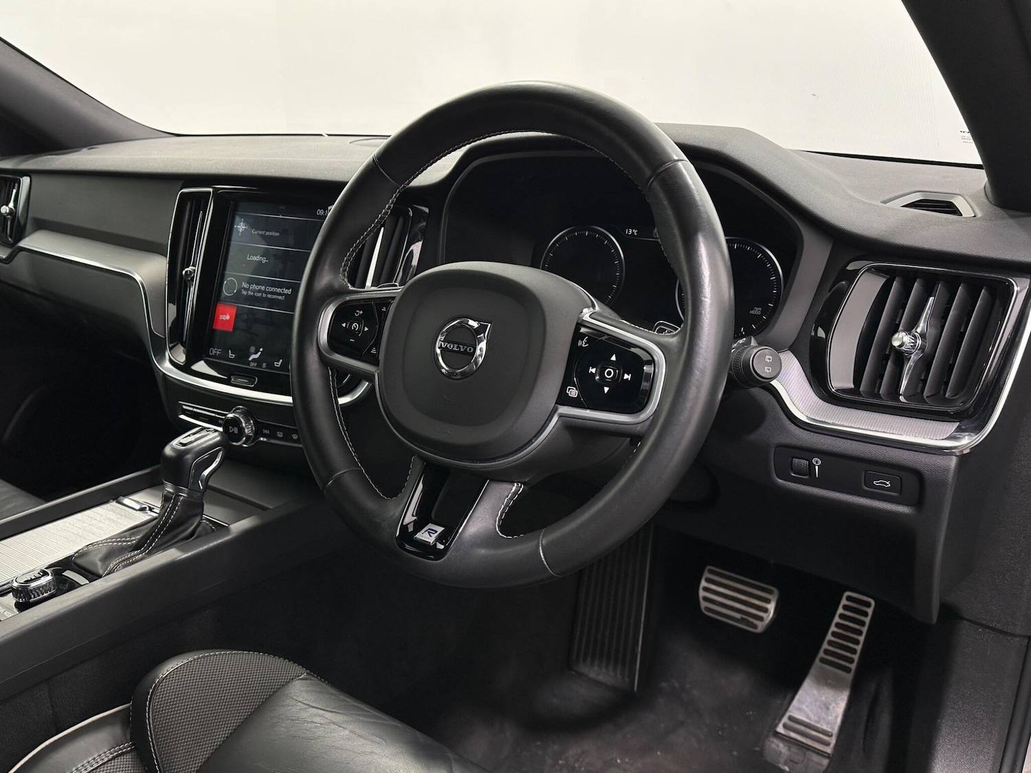 Used Volvo V60 2019 for sale - 78157452: Photo 10