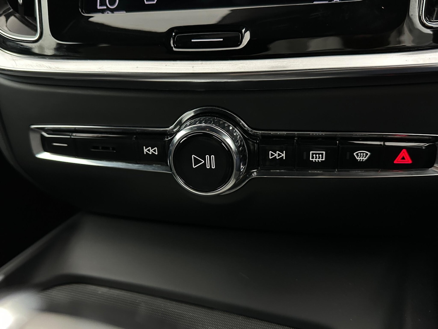 Used Volvo V60 2019 for sale - 78157452: Photo 21