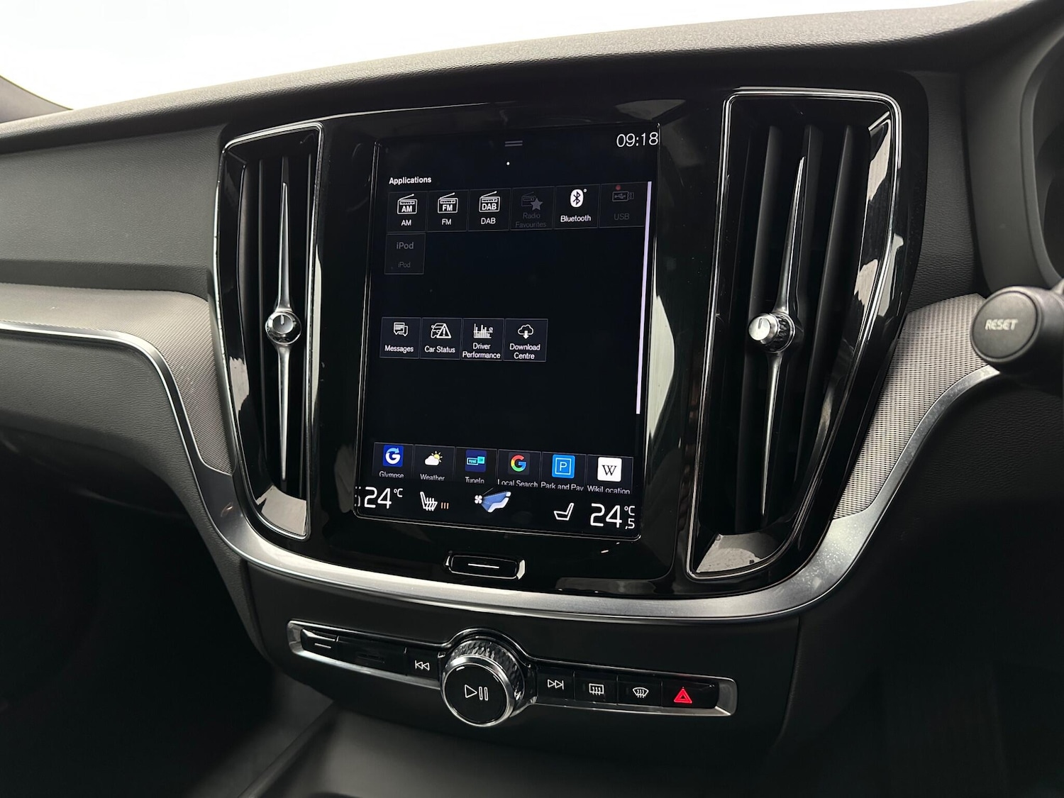 Used Volvo V60 2019 for sale - 78157452: Photo 25