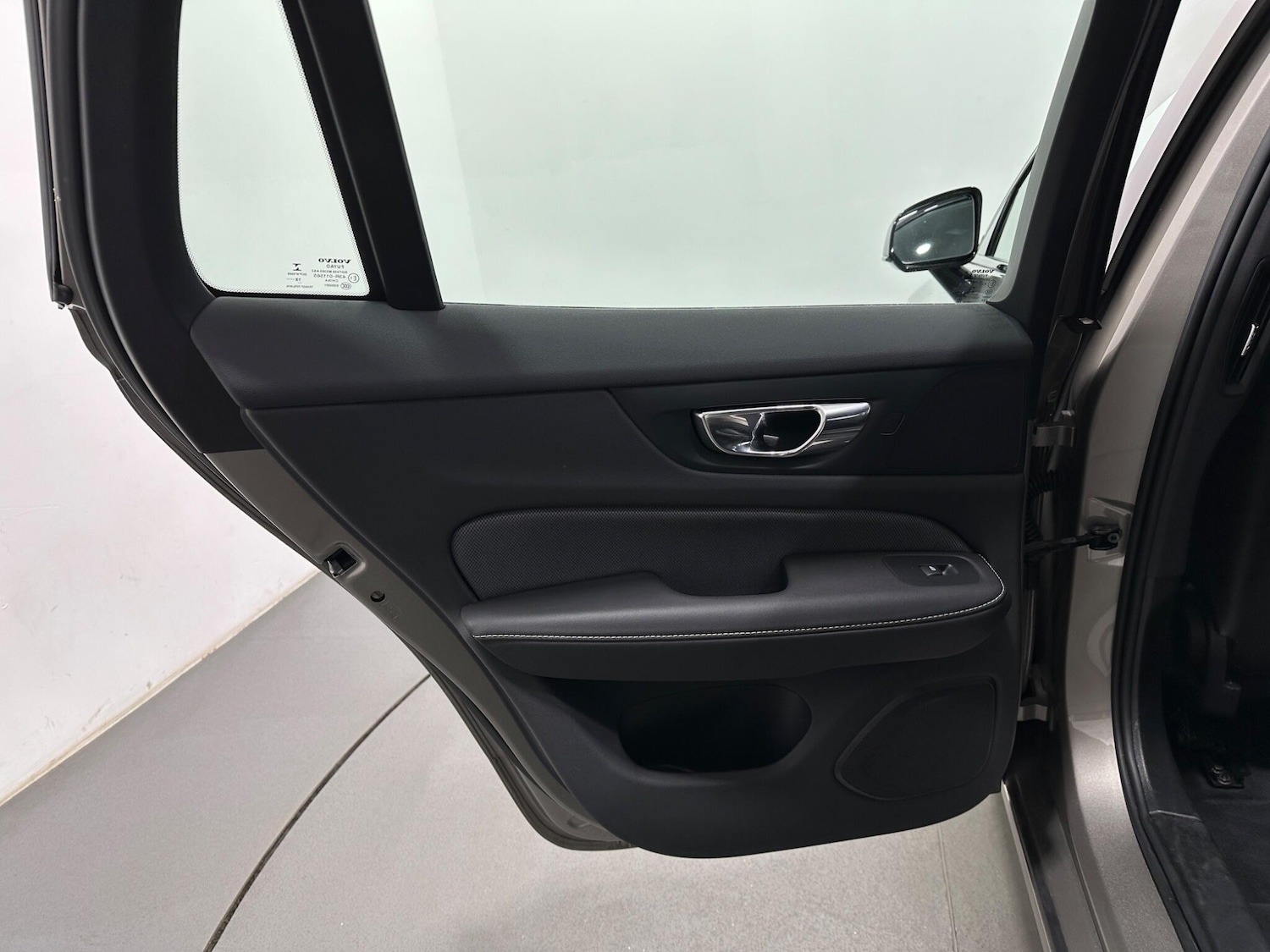 Used Volvo V60 2019 for sale - 78157452: Photo 39