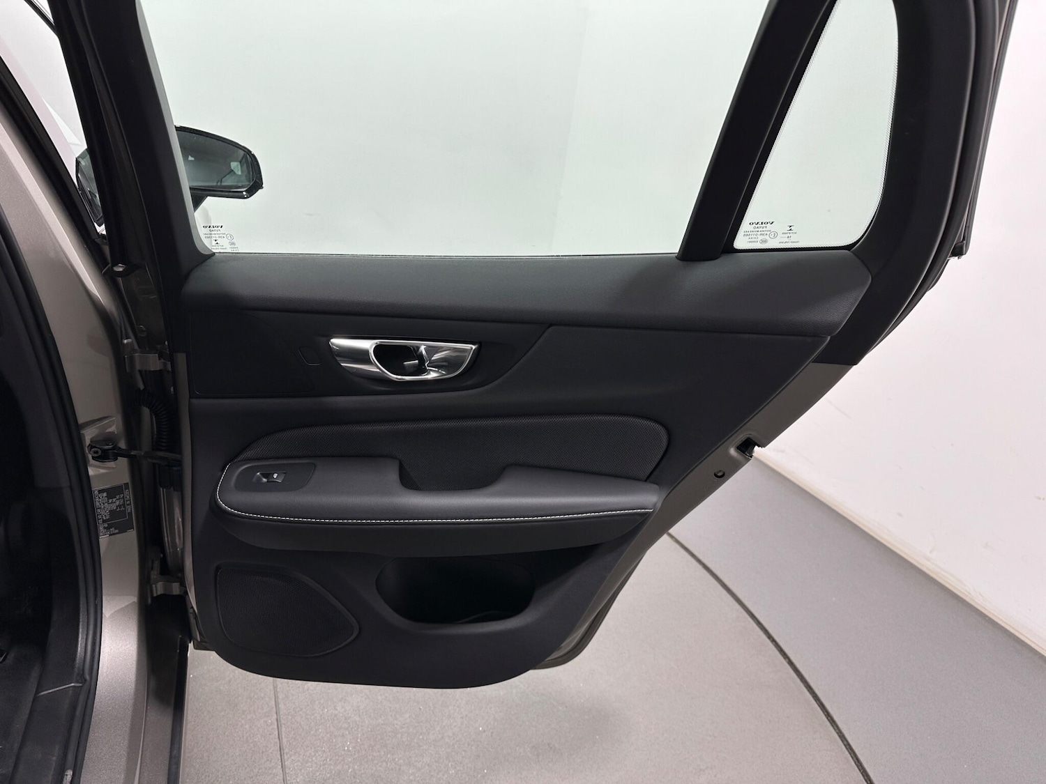 Used Volvo V60 2019 for sale - 78157452: Photo 42