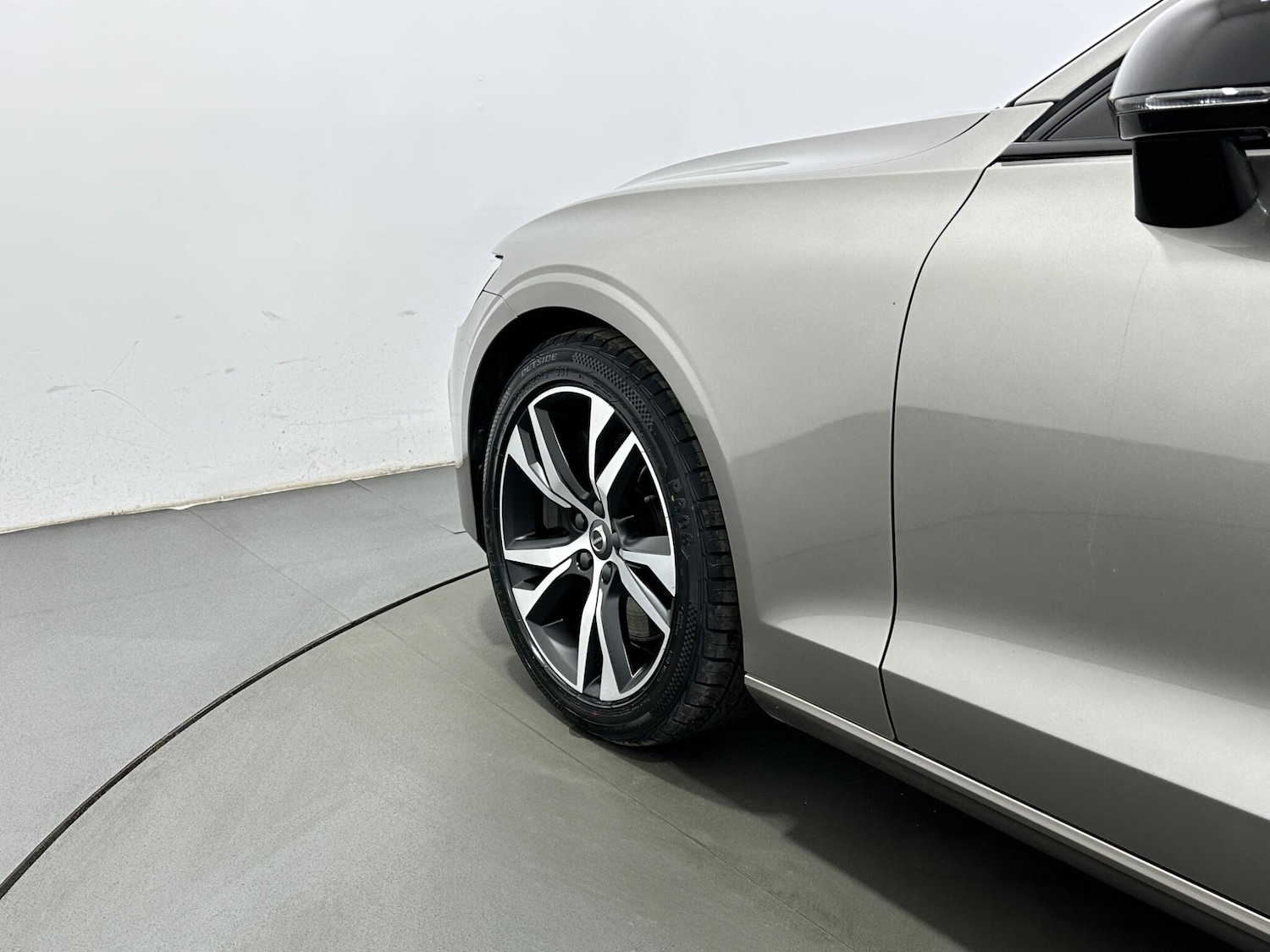 Used Volvo V60 2019 for sale - 78157452: Photo 50